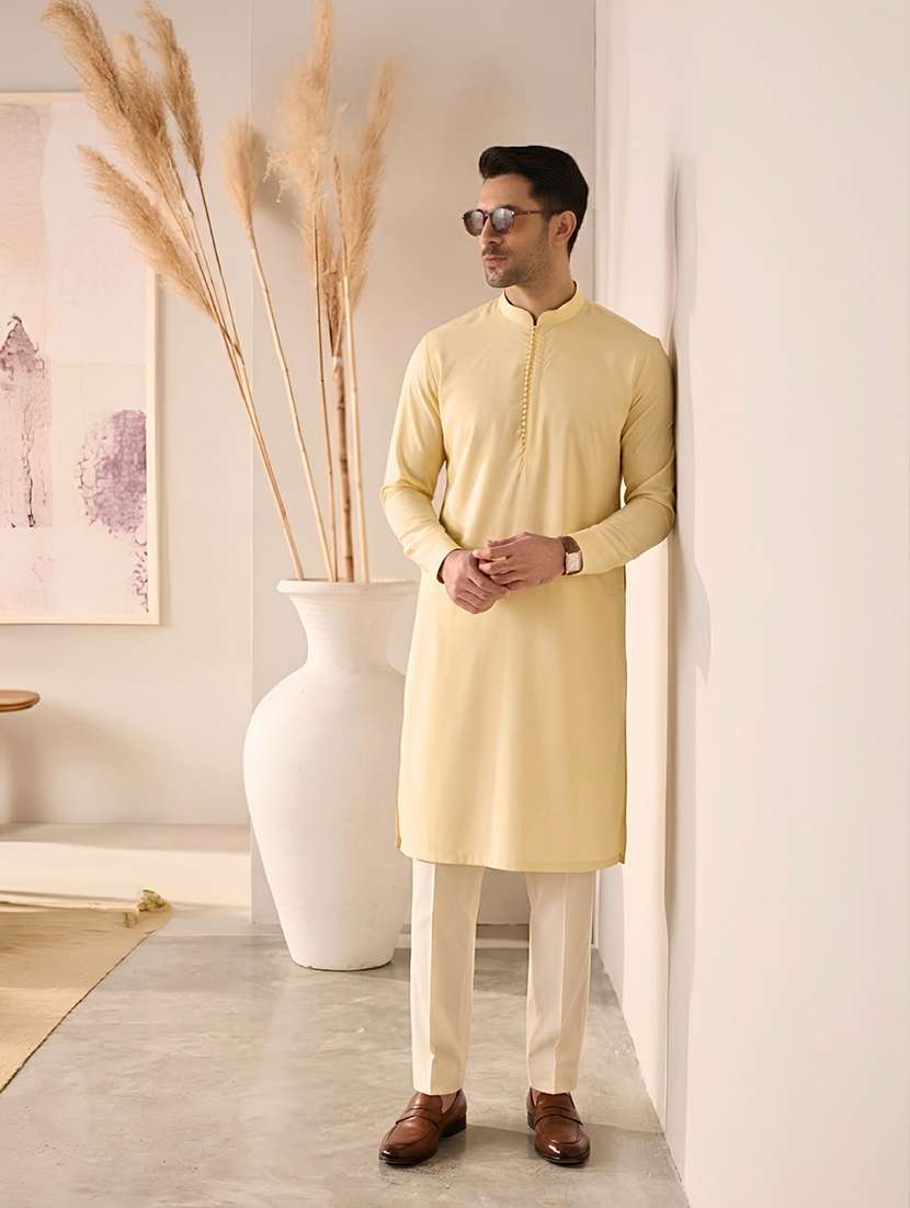 Men Solid Mandarin Neck Long Kurta - 22760747 -  Standard Image - 2