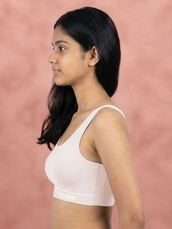 Women Solid Full Coverage Sports Bra - 22765493 -  Standard Image - 2