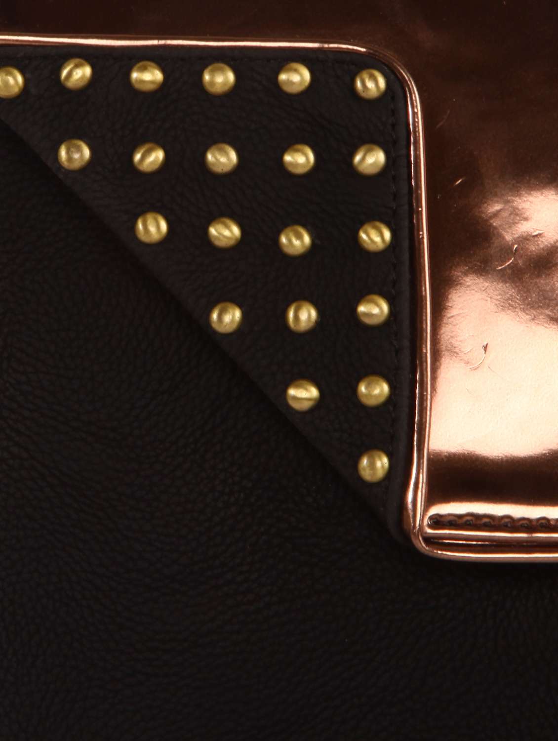 clutch with Golden Chain - 47848 -  Standard Image - 2