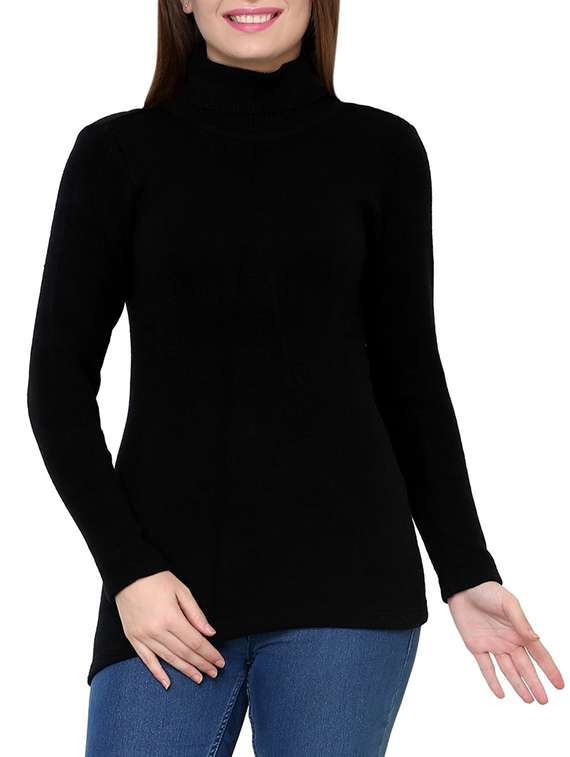 black acrylic pullover