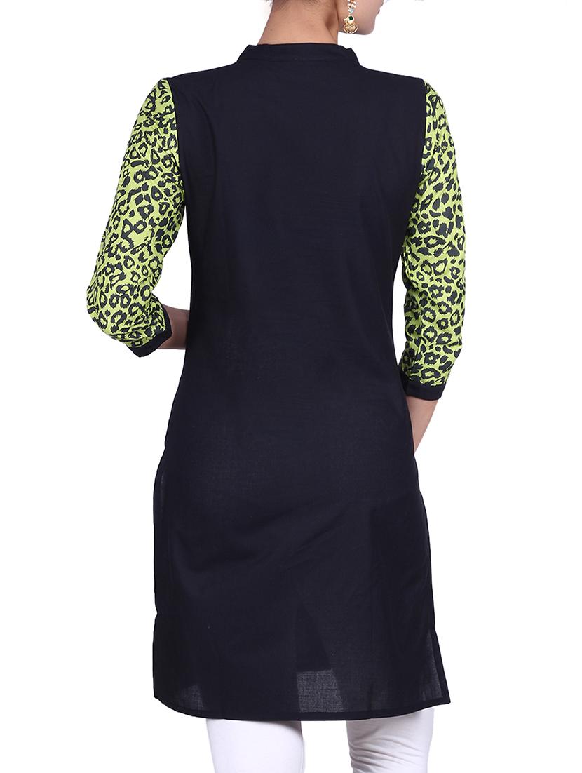 animal print yoke straight kurta - 9781928 - Standard Image - 2
