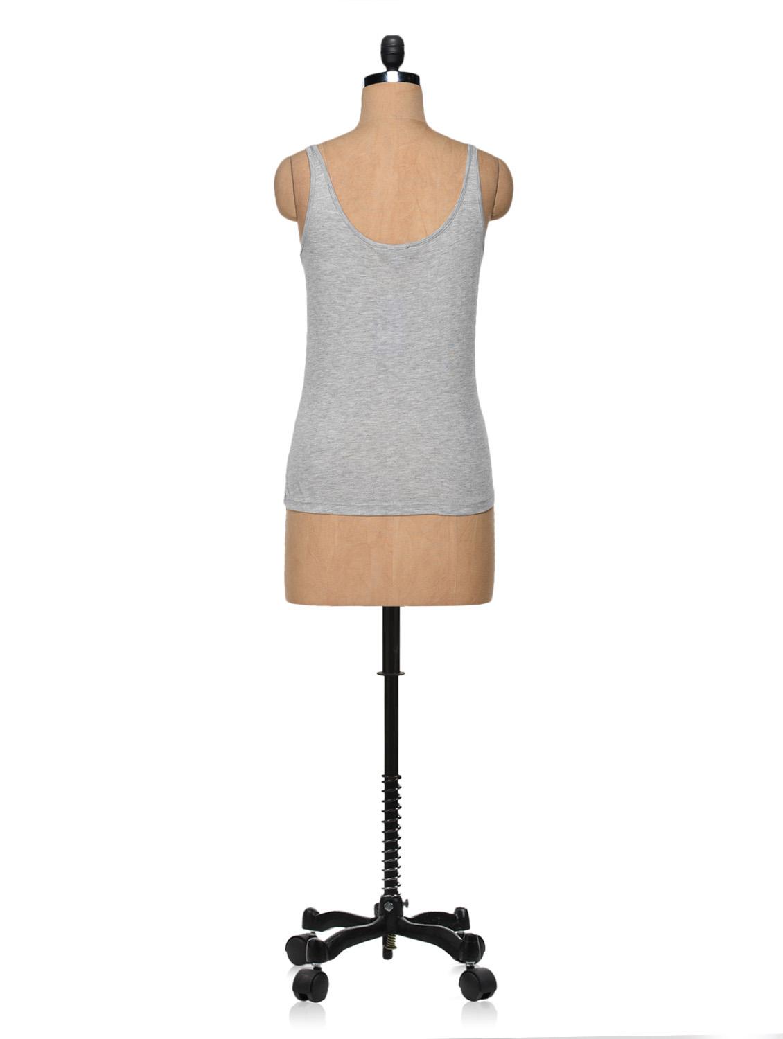 grey quoted sleeveless top - 988503 - Standard Image - 2